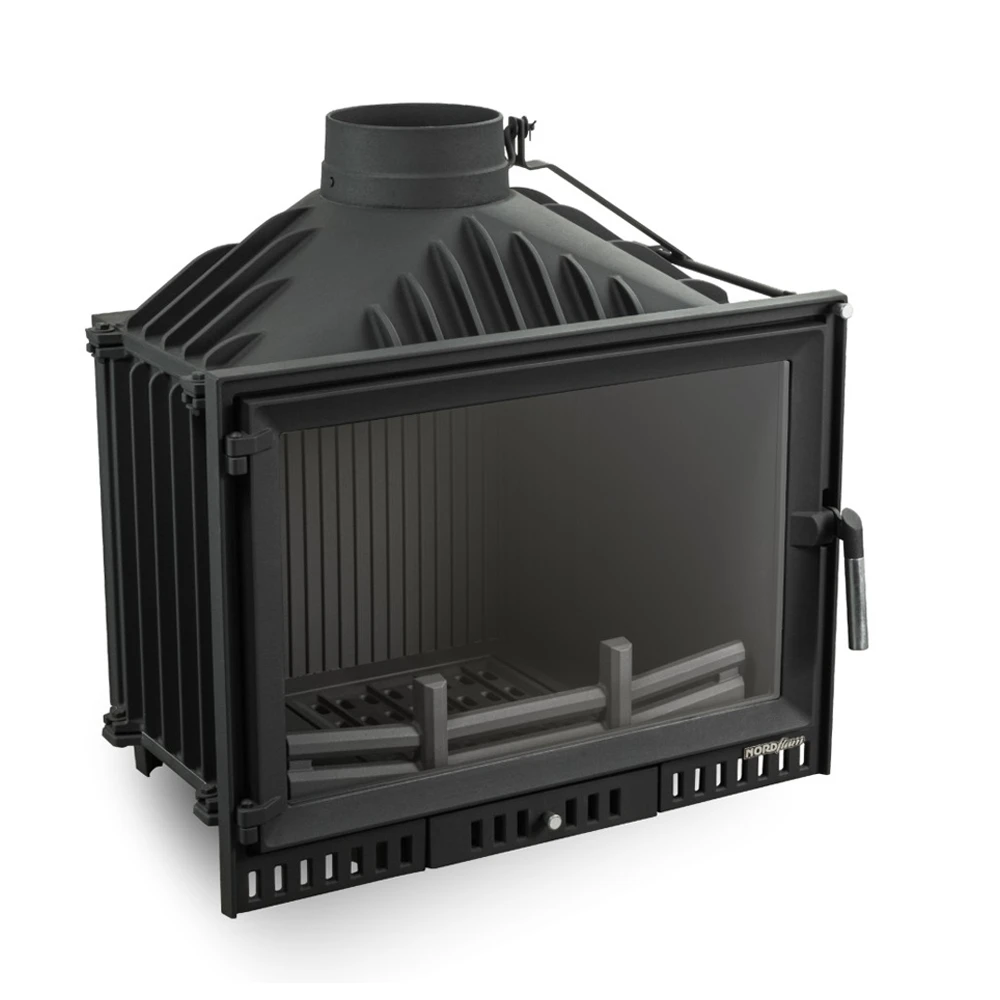 Kamin na drva ATINA C711 EKO, proizvođača NORDflam, izrađen je u cijelosti od visokokvalitetnog lijevanog željeza.