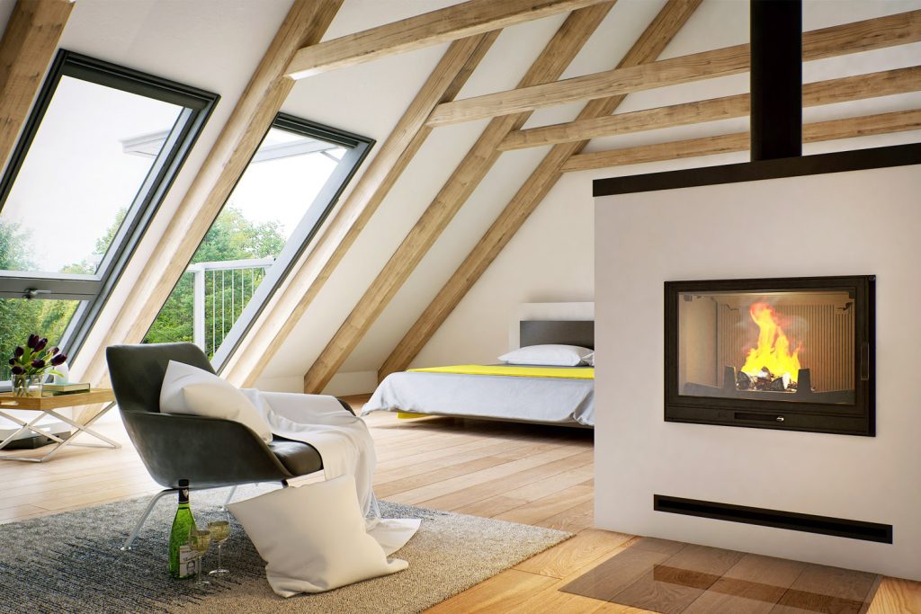 NORDflam LB 700 je ugradbeni kamin na drva od lijevanog željeza s piroliznim staklom